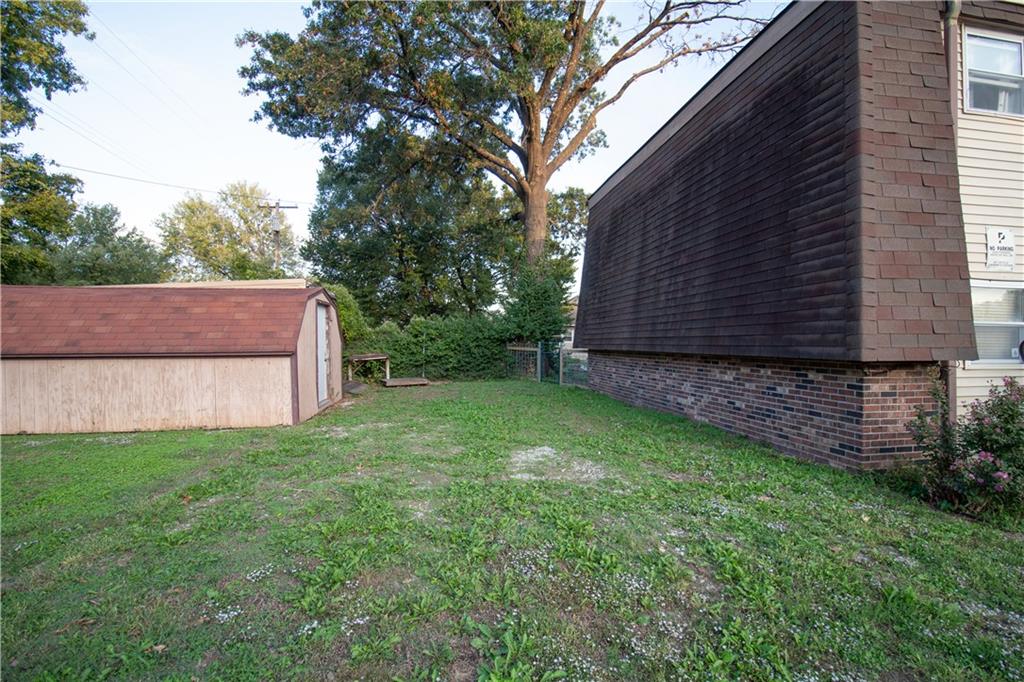 205 Grant Street Property Photo 6