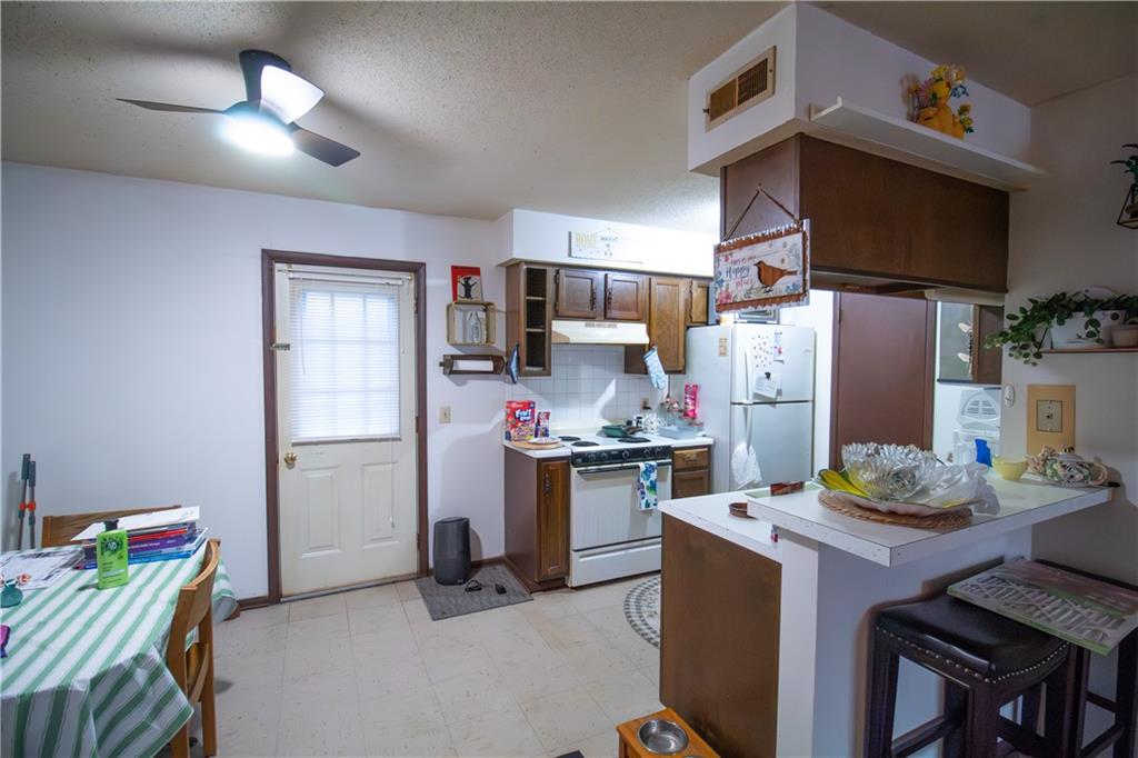 205 Grant Street Property Photo 13