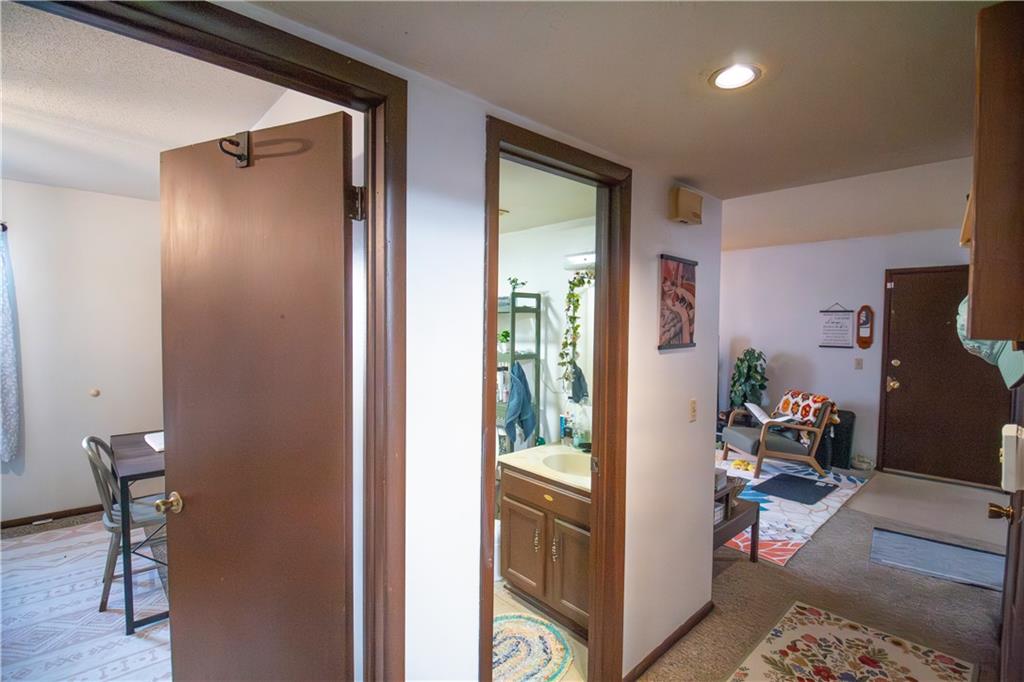 205 Grant Street Property Photo 24