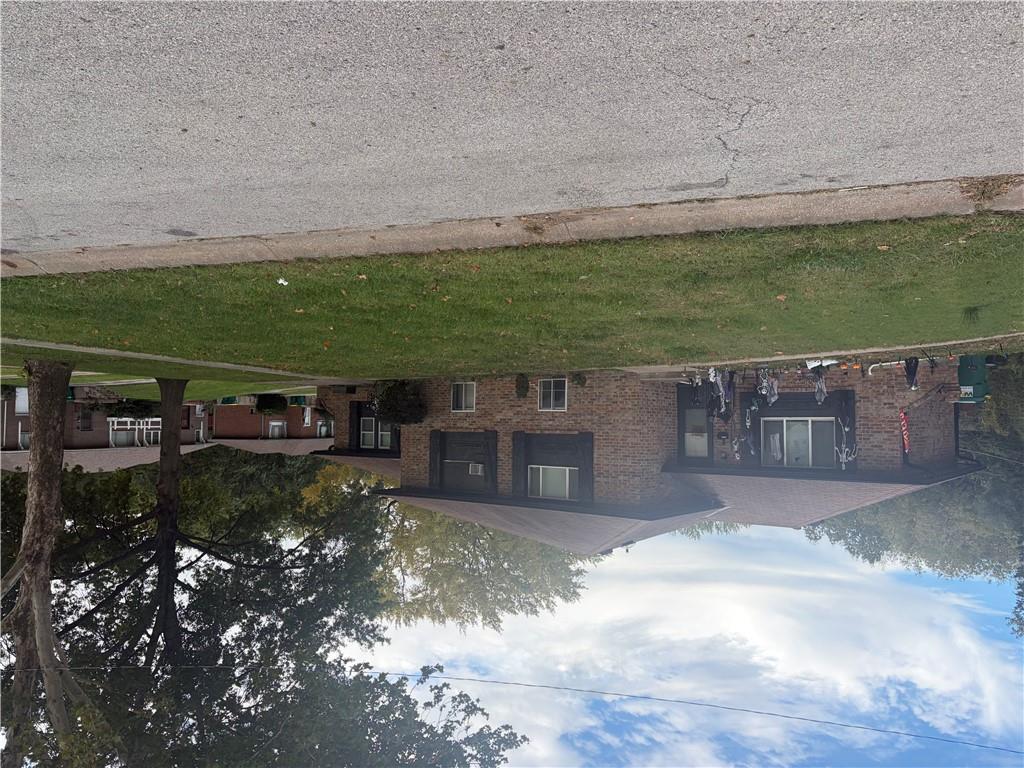 4940-4942 Powell Avenue Property Photo 1