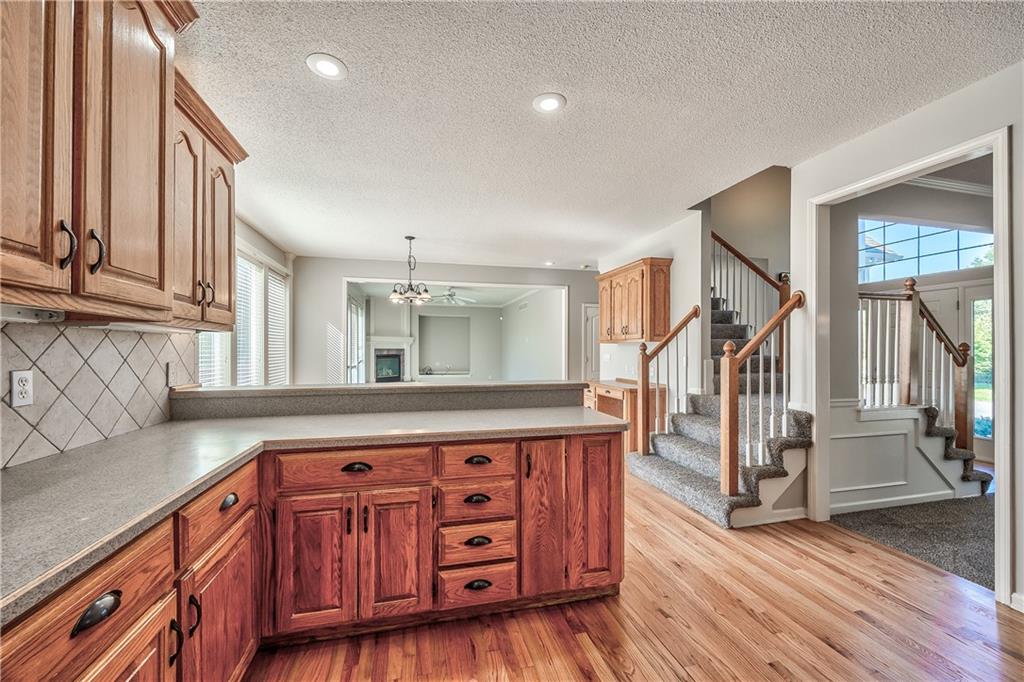 17903 W 158th Street Property Photo 13