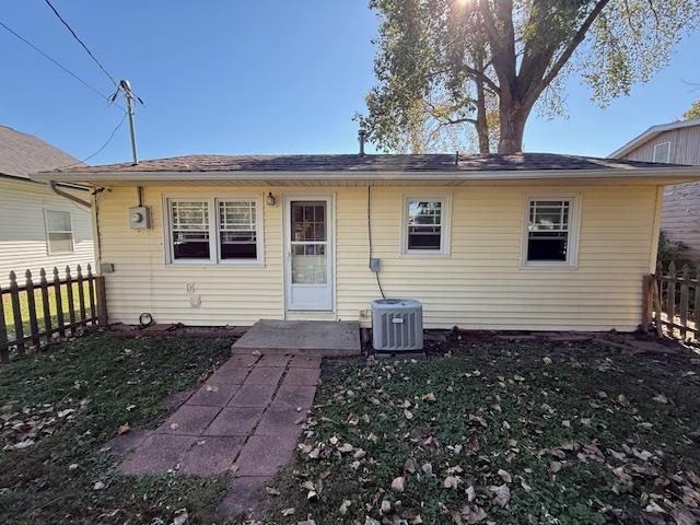 1114 W 3rd Street Property Photo 3