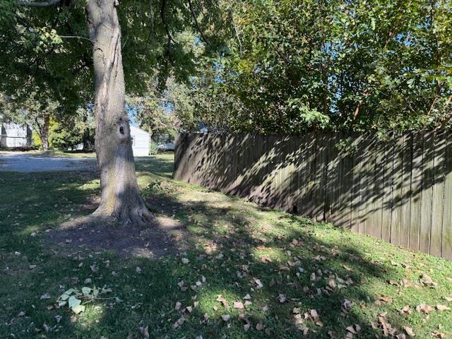 1114 W 3rd Street Property Photo 6