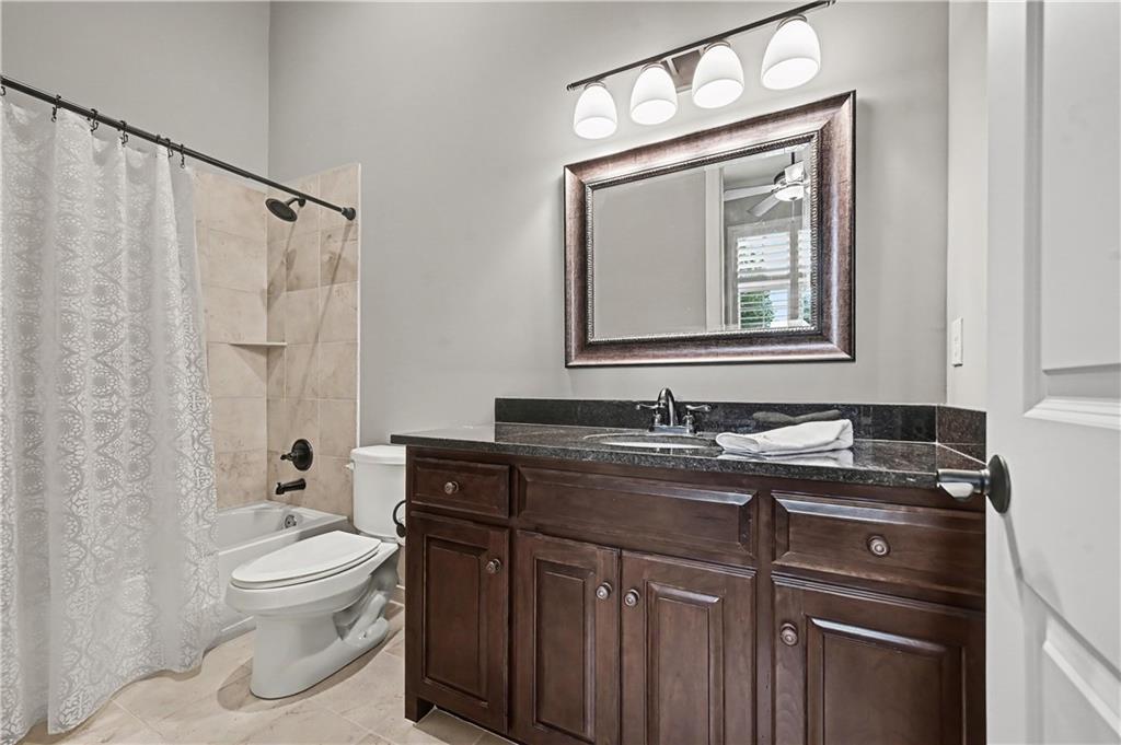 10812 W 153rd Street Property Photo 28