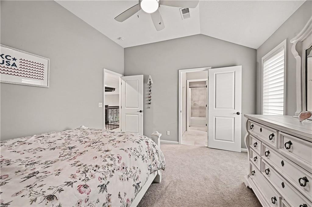 10812 W 153rd Street Property Photo 35