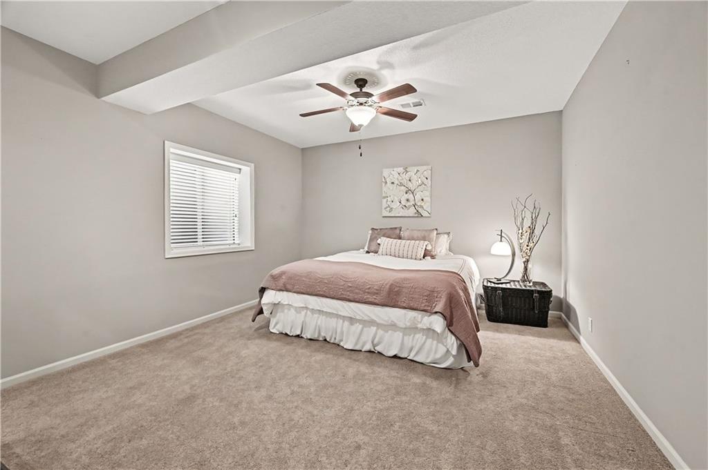 10812 W 153rd Street Property Photo 41