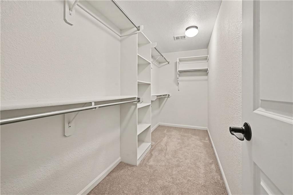 10812 W 153rd Street Property Photo 42