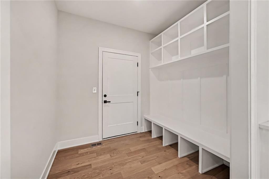 5514 Nw Verlin Drive Property Photo 13