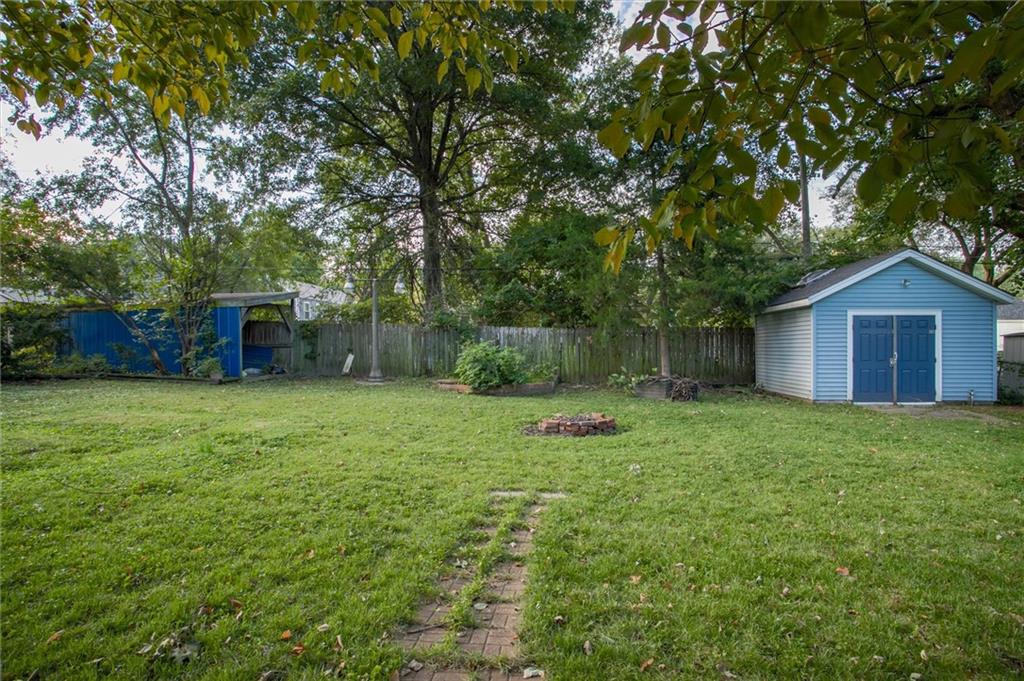 9007 E 68th Street Property Photo 4
