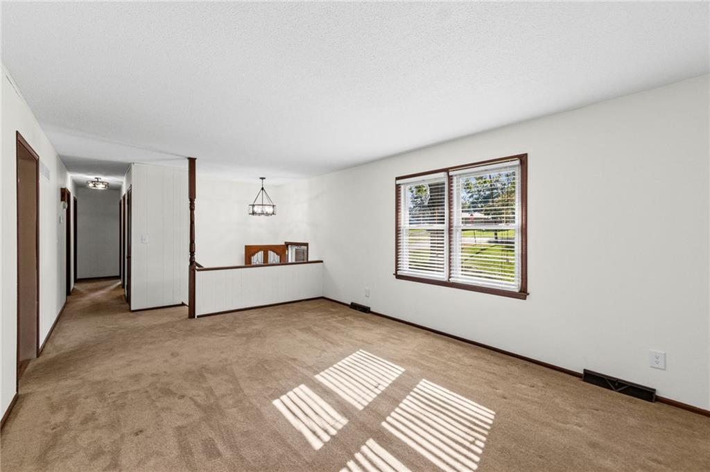 1003 N Garner Street Property Photo 12