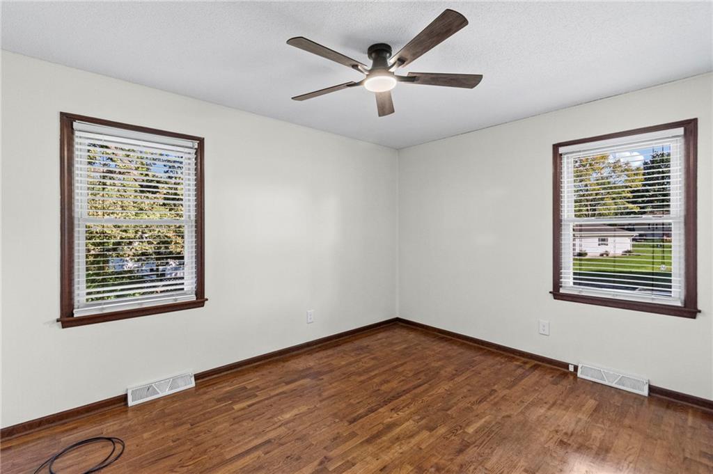 1003 N Garner Street Property Photo 18