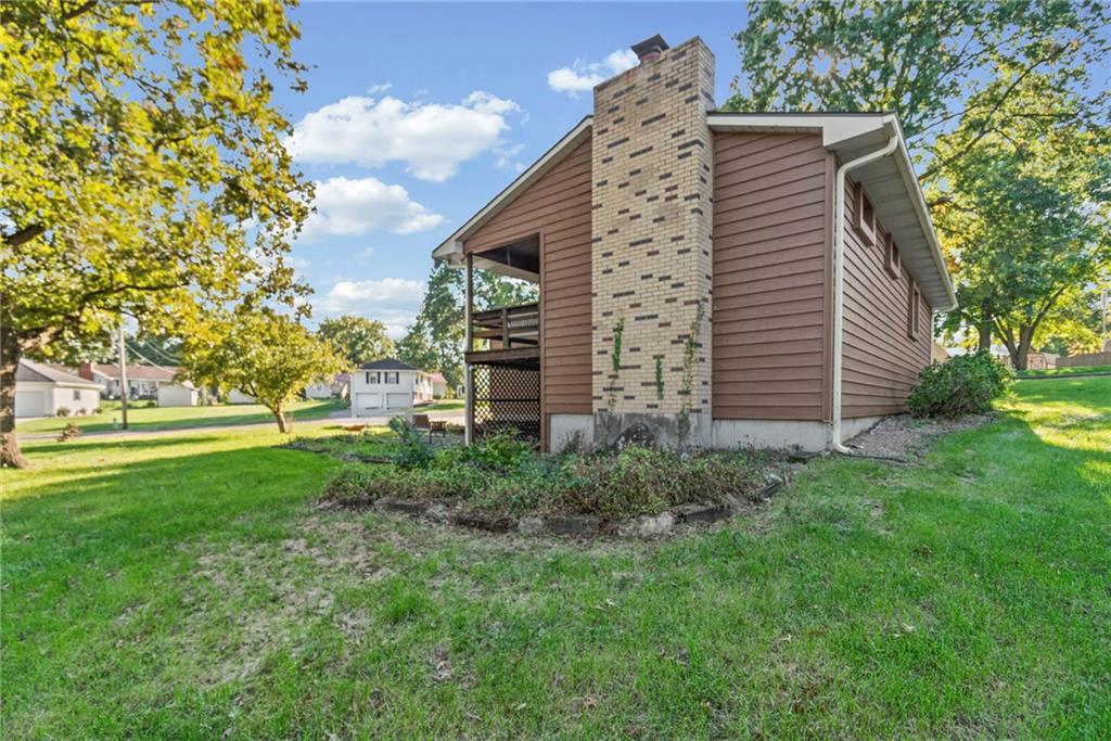 1003 N Garner Street Property Photo 27