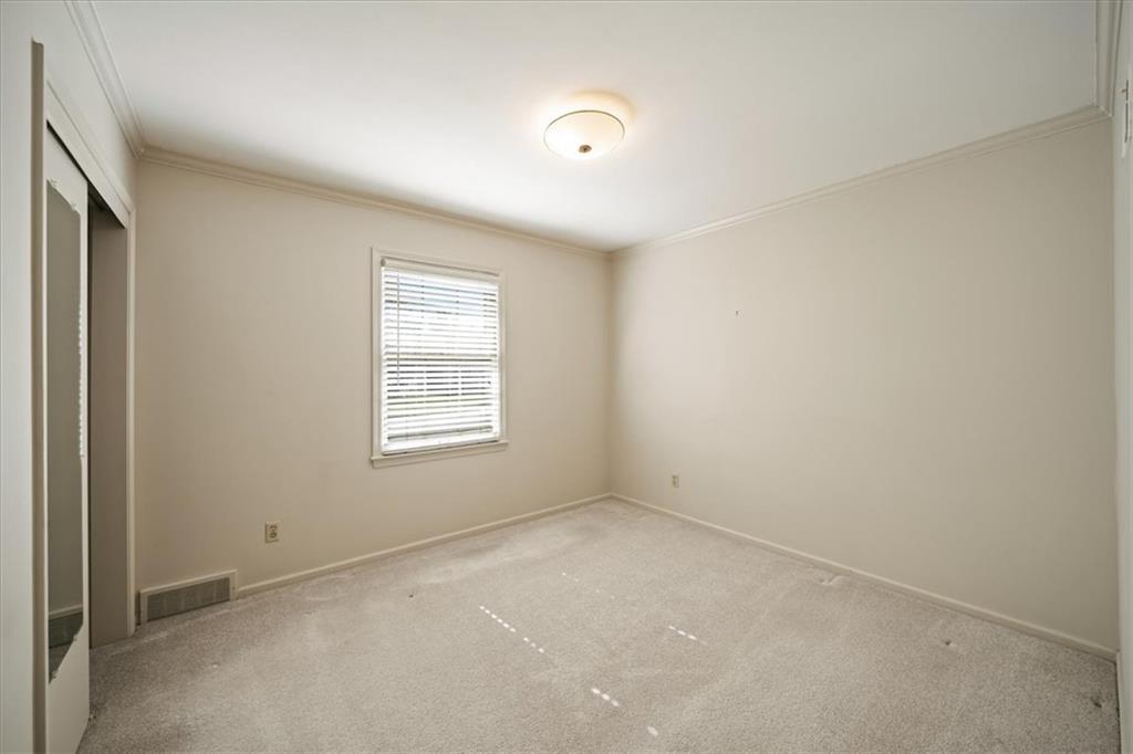 8632 W 88th Terrace Property Photo 18