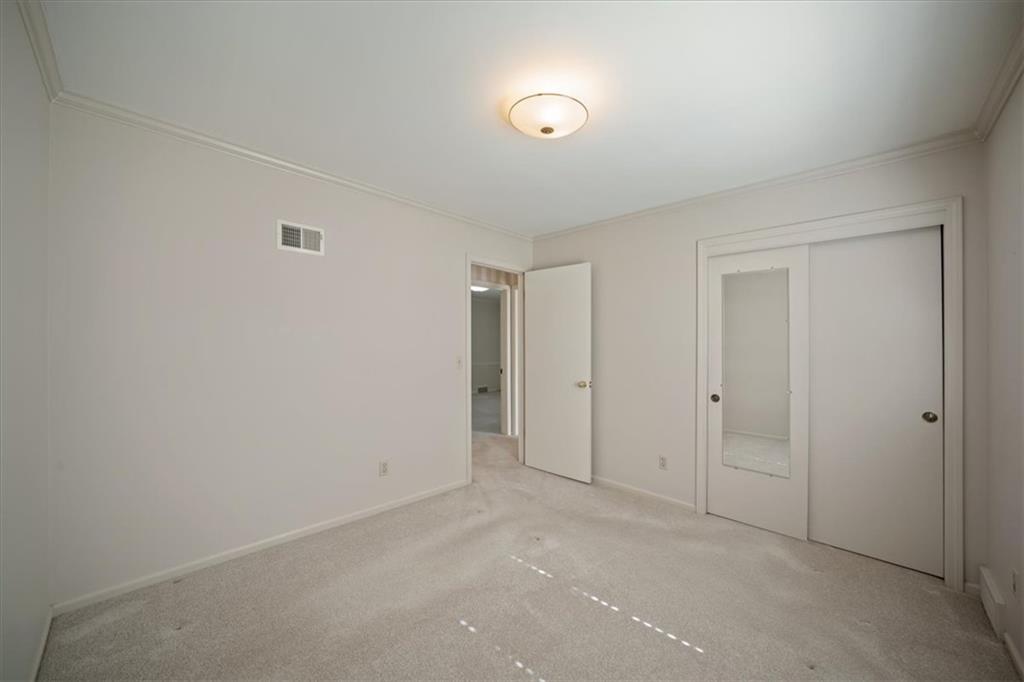8632 W 88th Terrace Property Photo 19