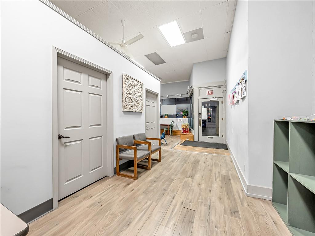 319 & 321 Delaware Street Property Photo 20