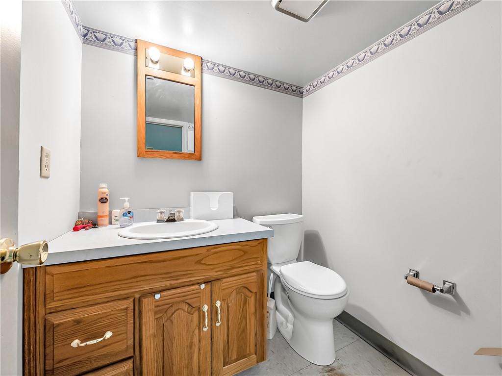 319 & 321 Delaware Street Property Photo 21
