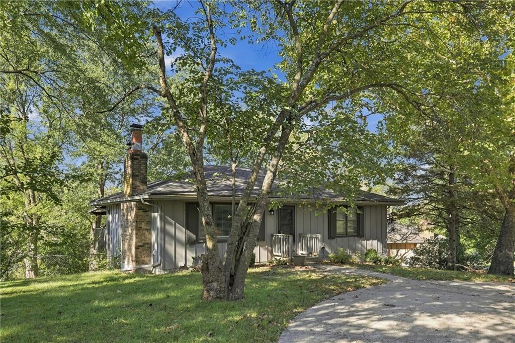 2206 Wilson Avenue Property Photo 3