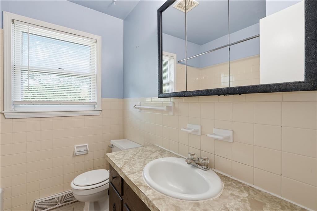 2206 Wilson Avenue Property Photo 15