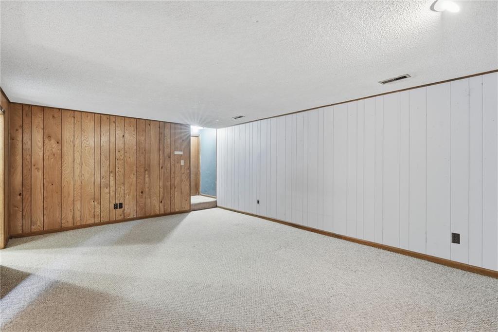 2206 Wilson Avenue Property Photo 18