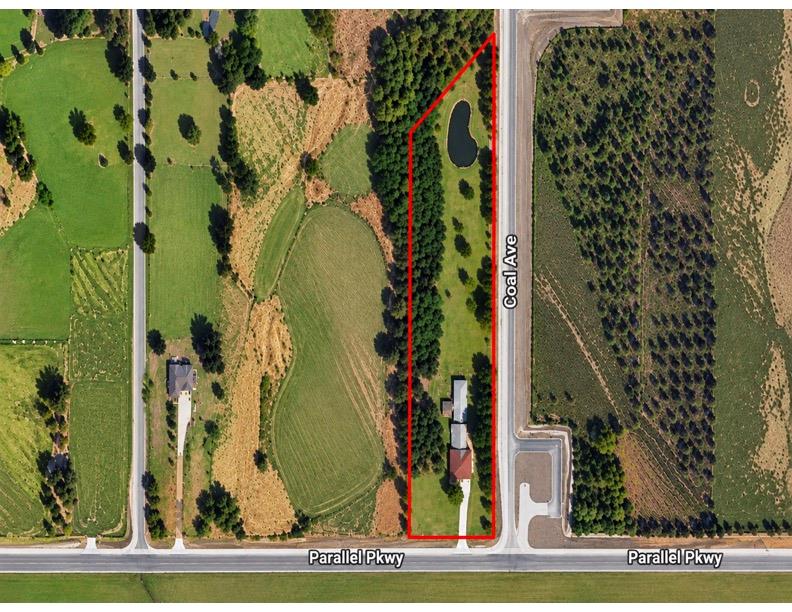 11740 Parallel Parkway Property Photo 1