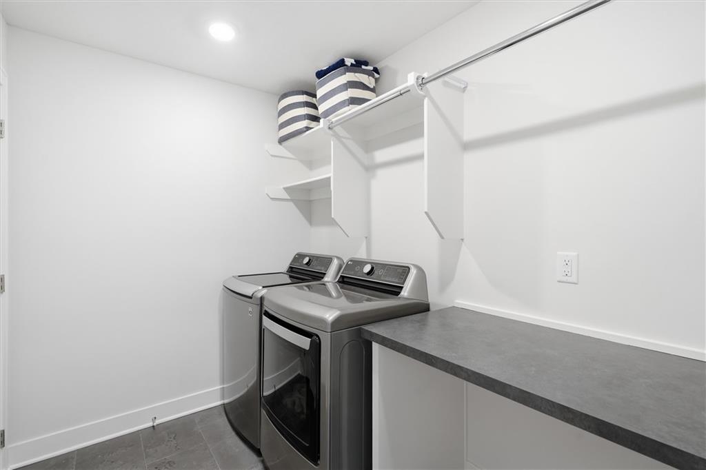 140 Se Riley Street Property Photo 30