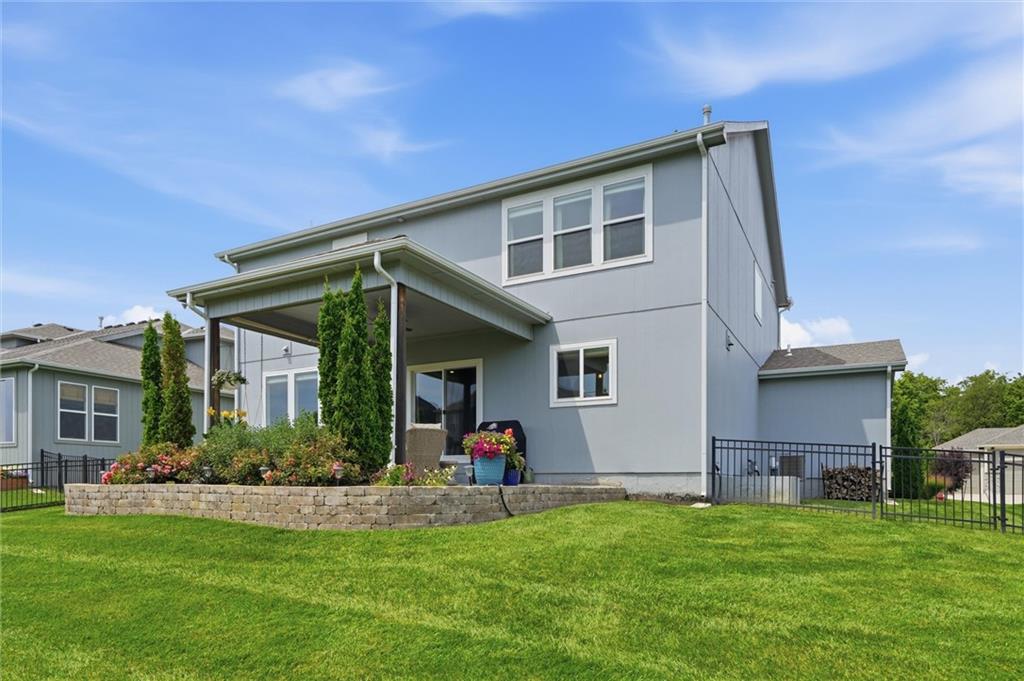 140 Se Riley Street Property Photo 43