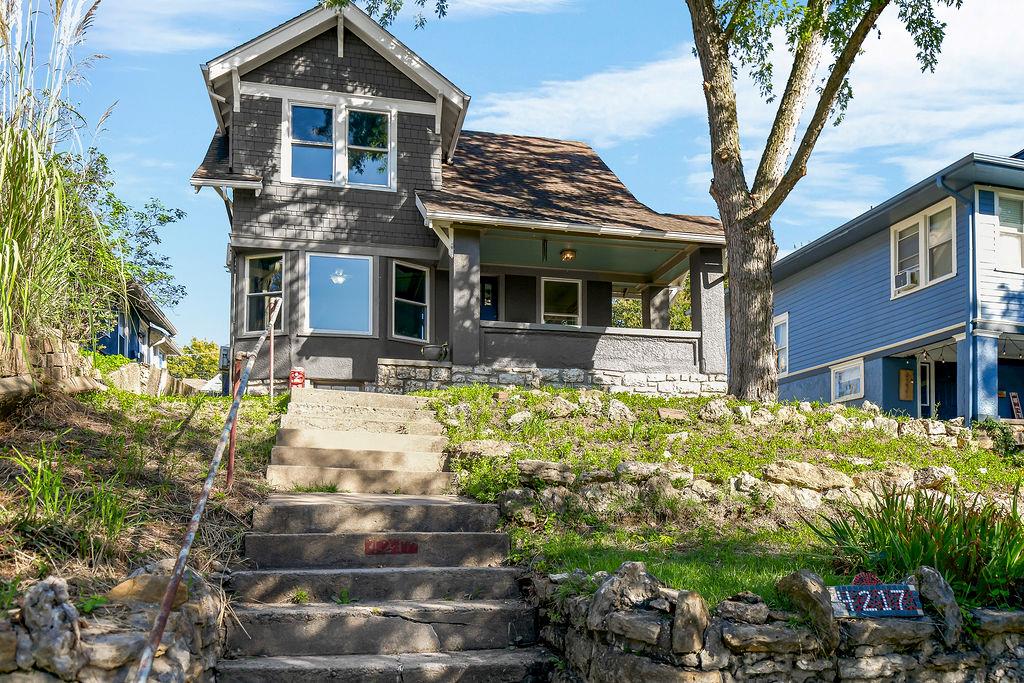 4217 Holmes Street Property Photo 1