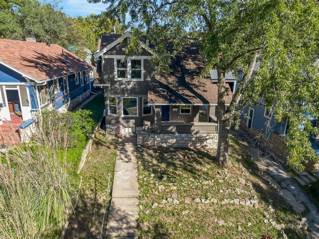 4217 Holmes Street Property Photo 3
