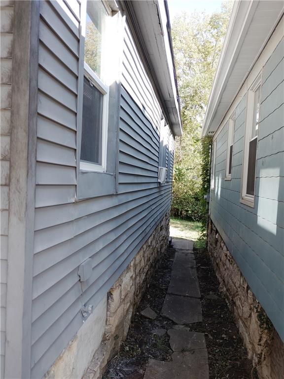 3421 Flora Avenue Property Photo 3