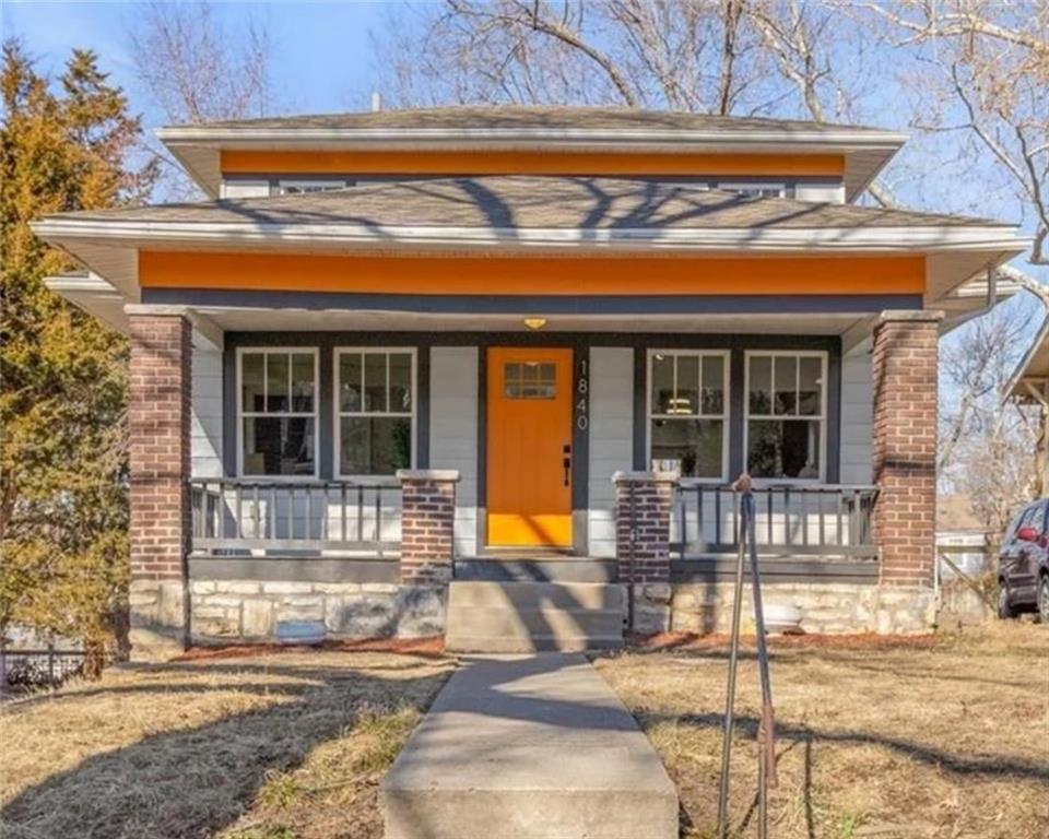 1840 Freeman Avenue Property Photo 1