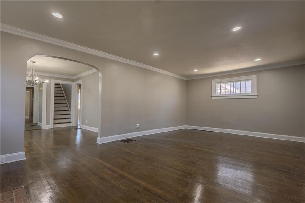 5142 Brookwood Avenue Property Photo 5