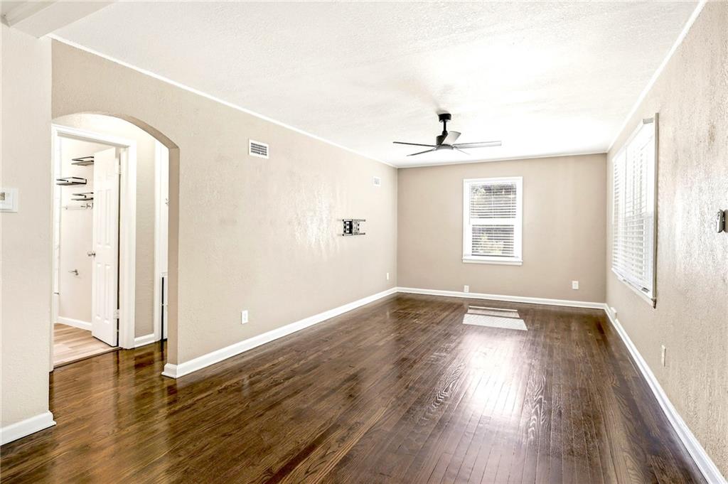 5117 Rosewood Drive Property Photo 14