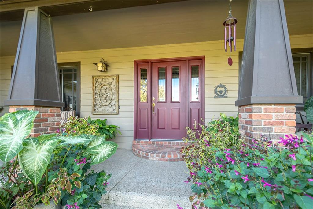 1637 N 700 Road Property Photo 1