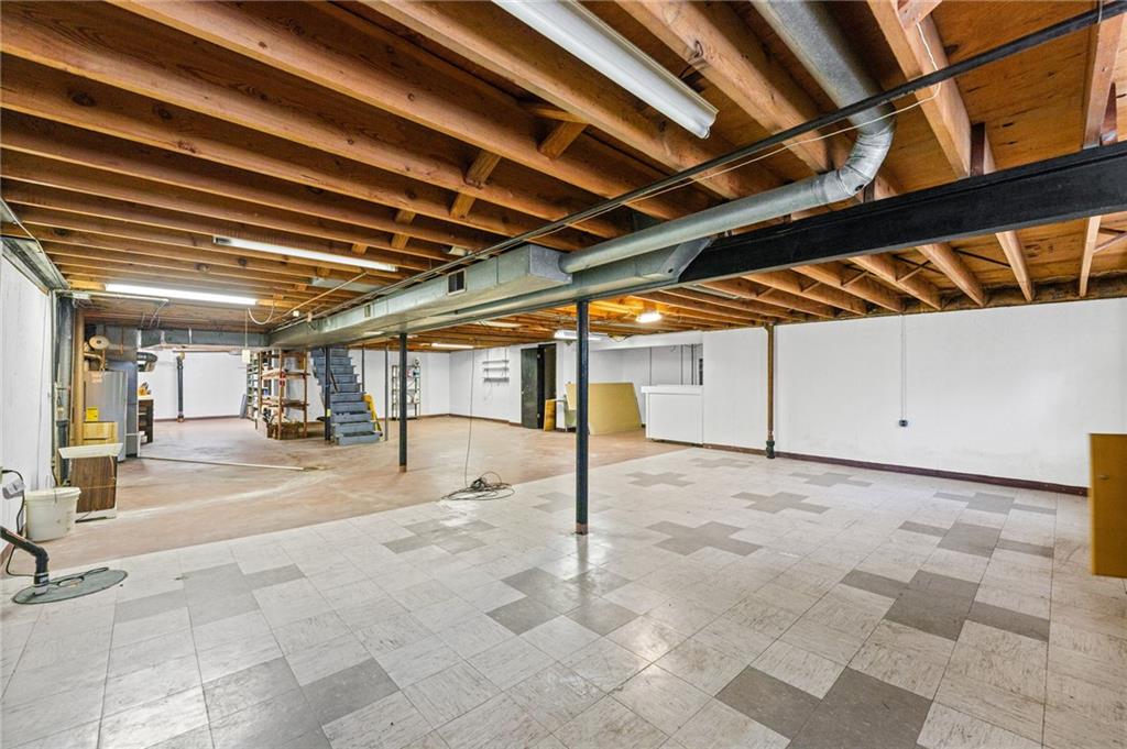 8905 Lamar Avenue Property Photo 10