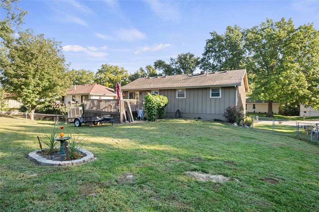 10509 Nw 57th Street Property Photo 6
