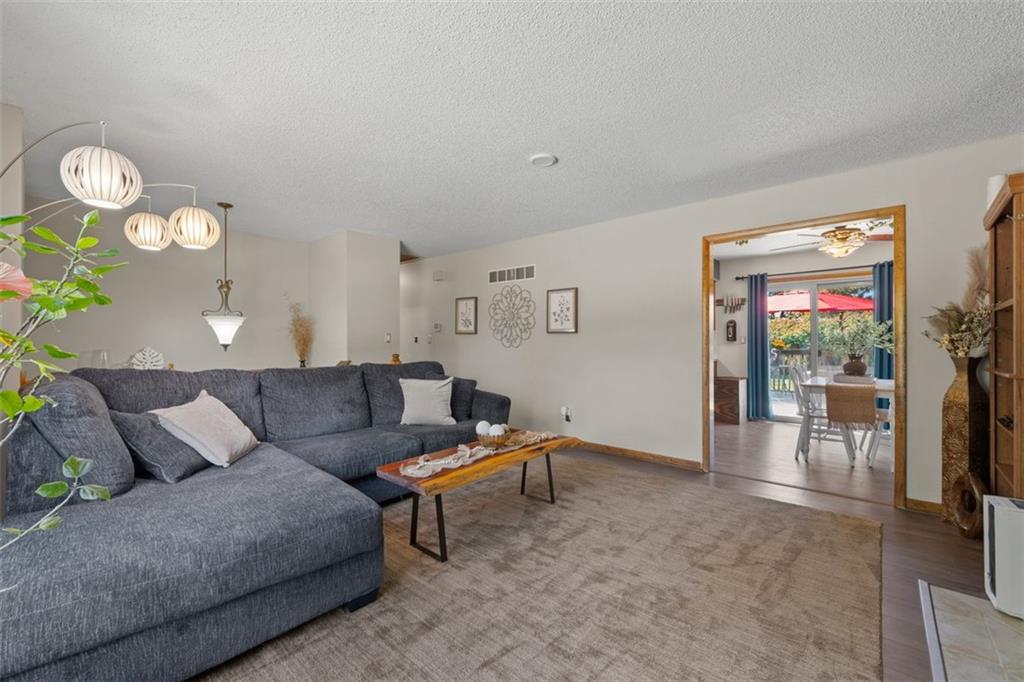 10509 Nw 57th Street Property Photo 14