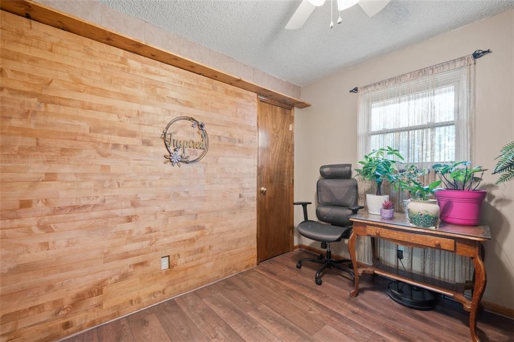 10509 Nw 57th Street Property Photo 24