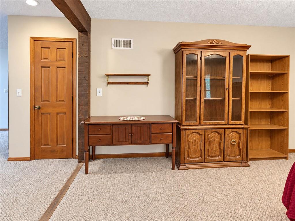 3424 S Norwood Avenue Property Photo 4