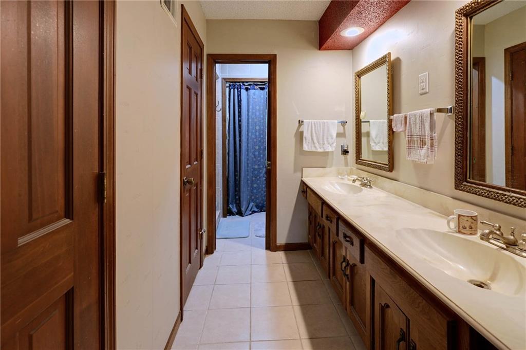 3424 S Norwood Avenue Property Photo 17