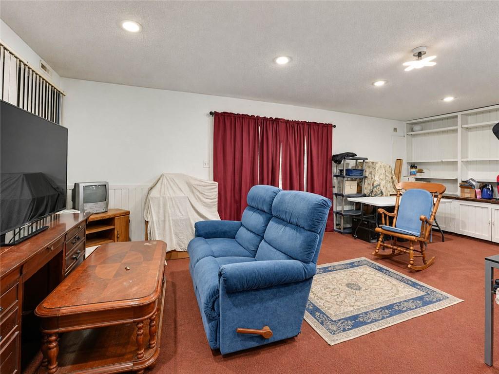 3424 S Norwood Avenue Property Photo 30