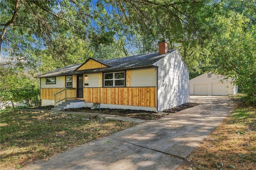 8503 Crystal Avenue Property Photo 2