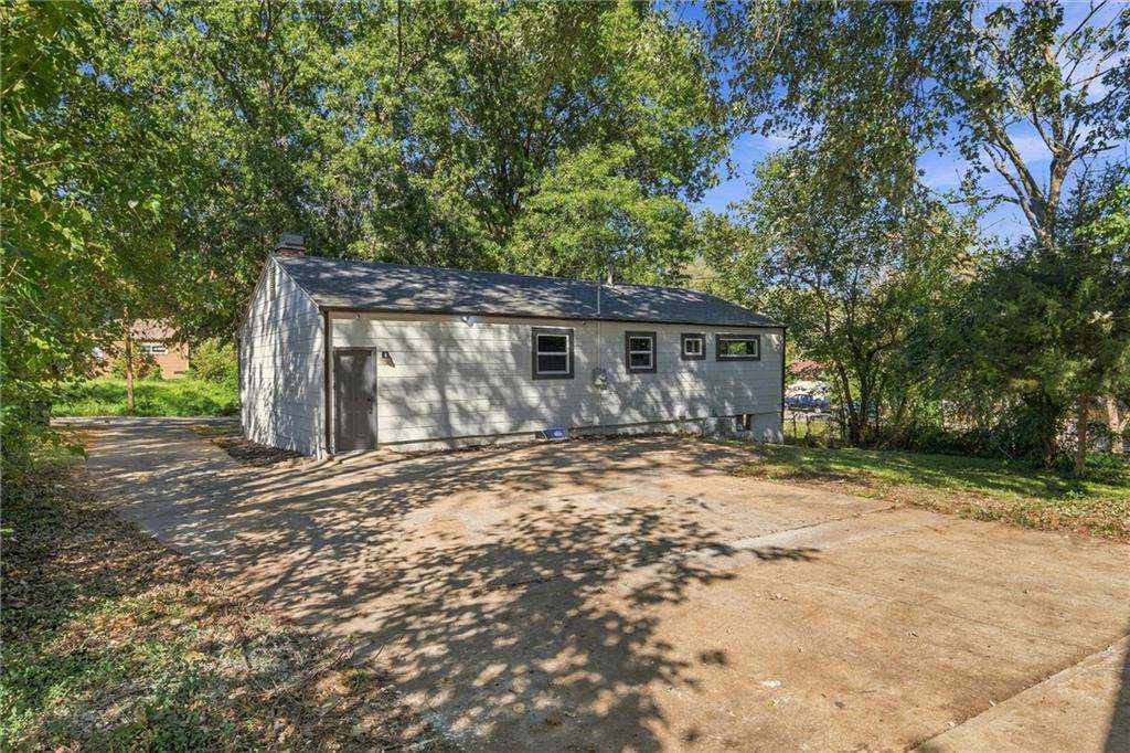 8503 Crystal Avenue Property Photo 21