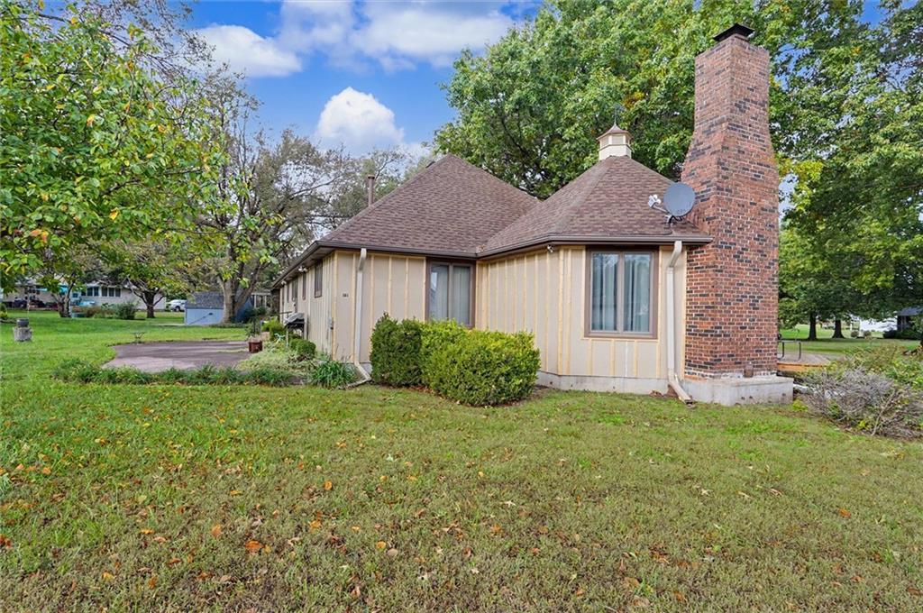 17 Lakeridge Road Property Photo 27