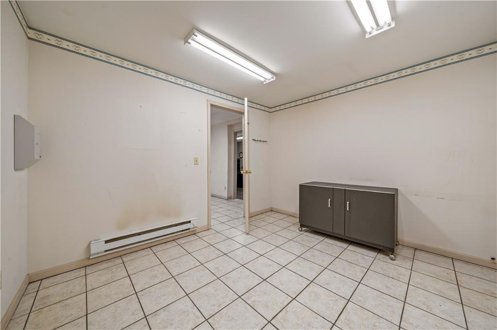 4903 King Hill Avenue Property Photo 12