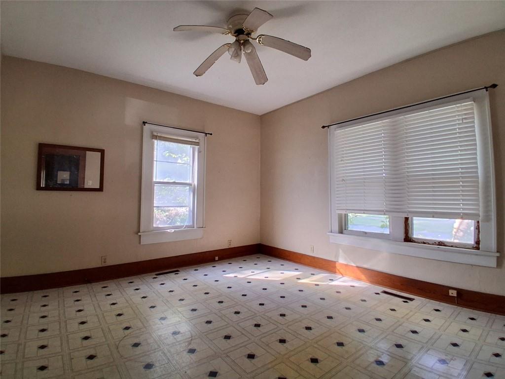 502 E 21st Street Property Photo 10