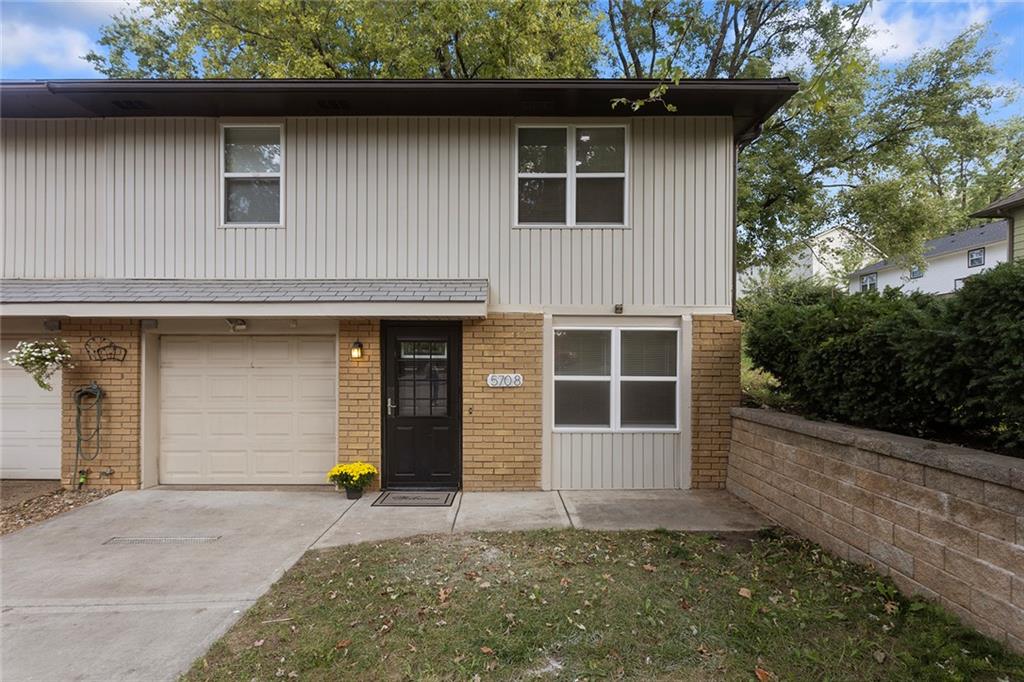 5708 NE 50th Street Property Photo 1
