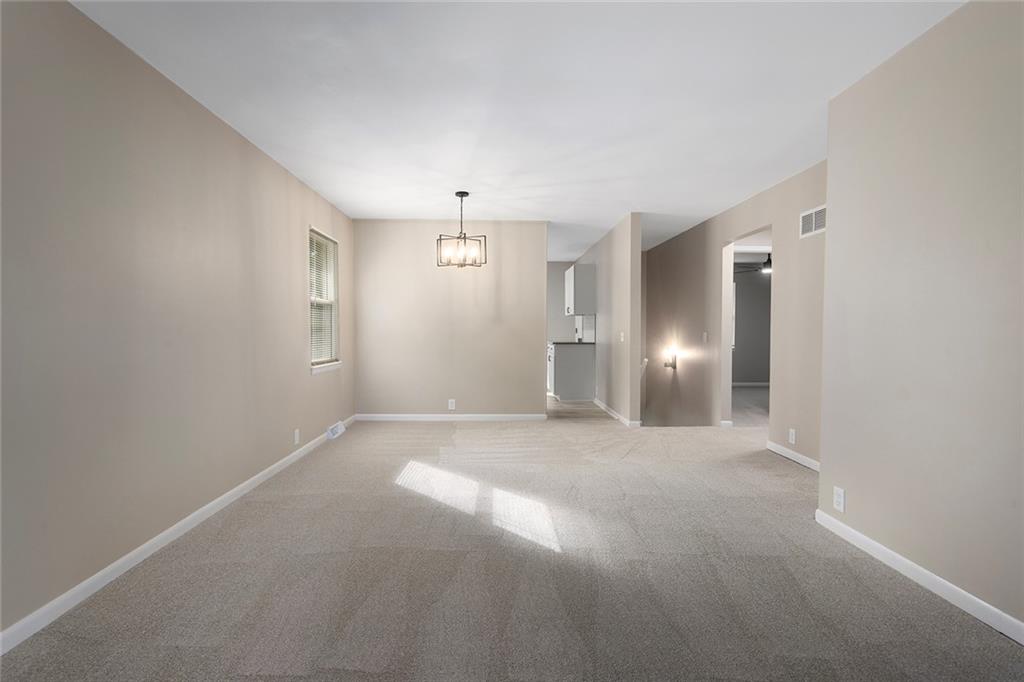 5708 Ne 50th Street Property Photo 5
