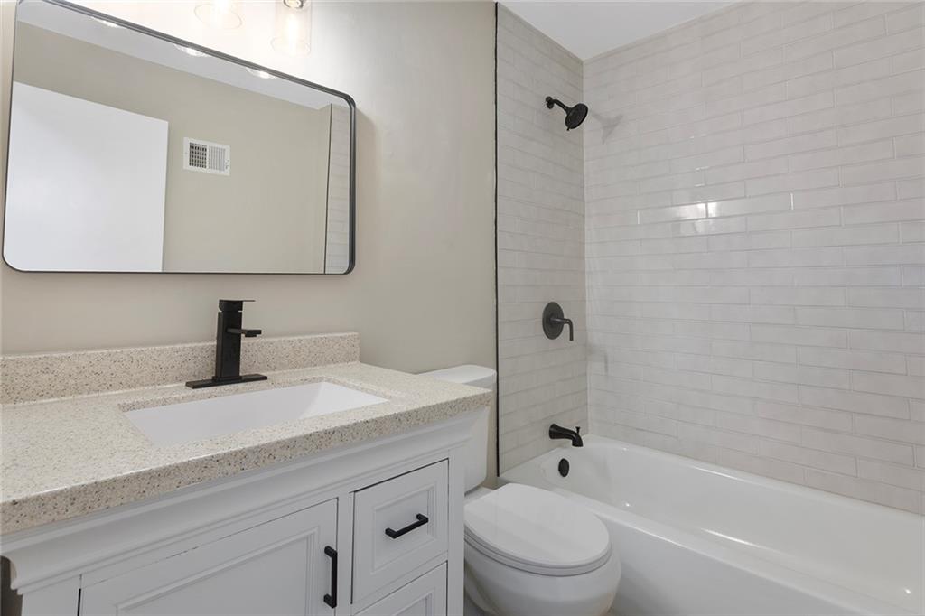 5708 Ne 50th Street Property Photo 13
