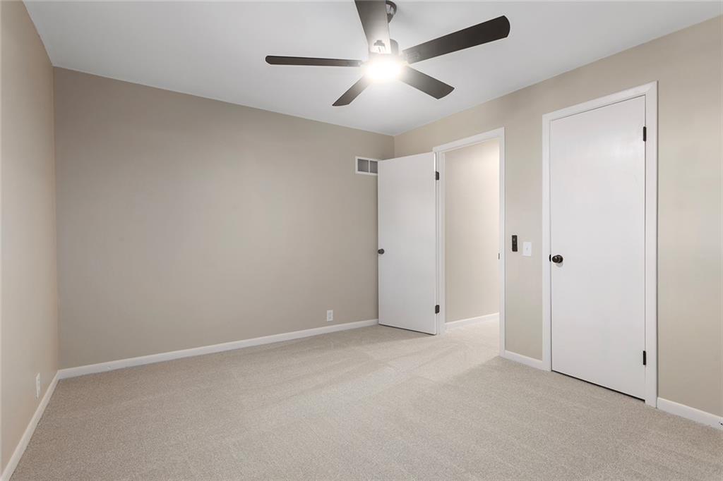 5708 Ne 50th Street Property Photo 16