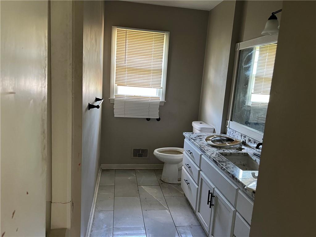 502 Nw Central Street Property Photo 11